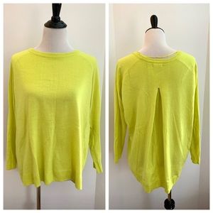 APT 9 - High low sweater MEDIUM yellowish green